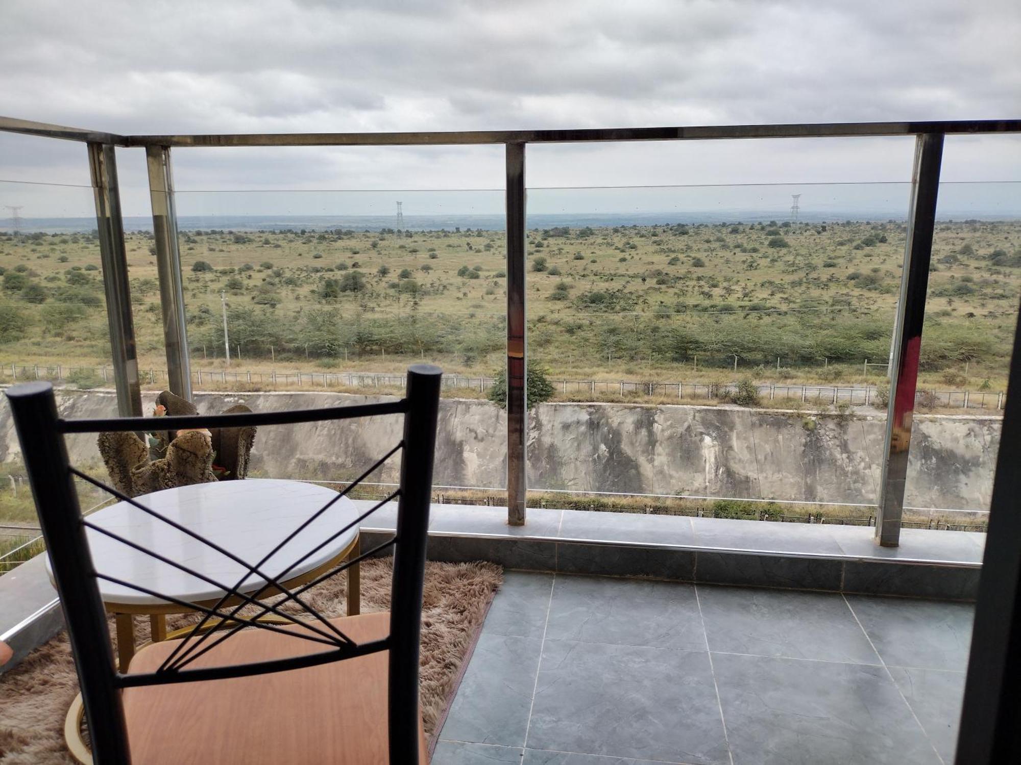 Lenayan Park View Bed and Breakfast Mlolongo Exteriör bild